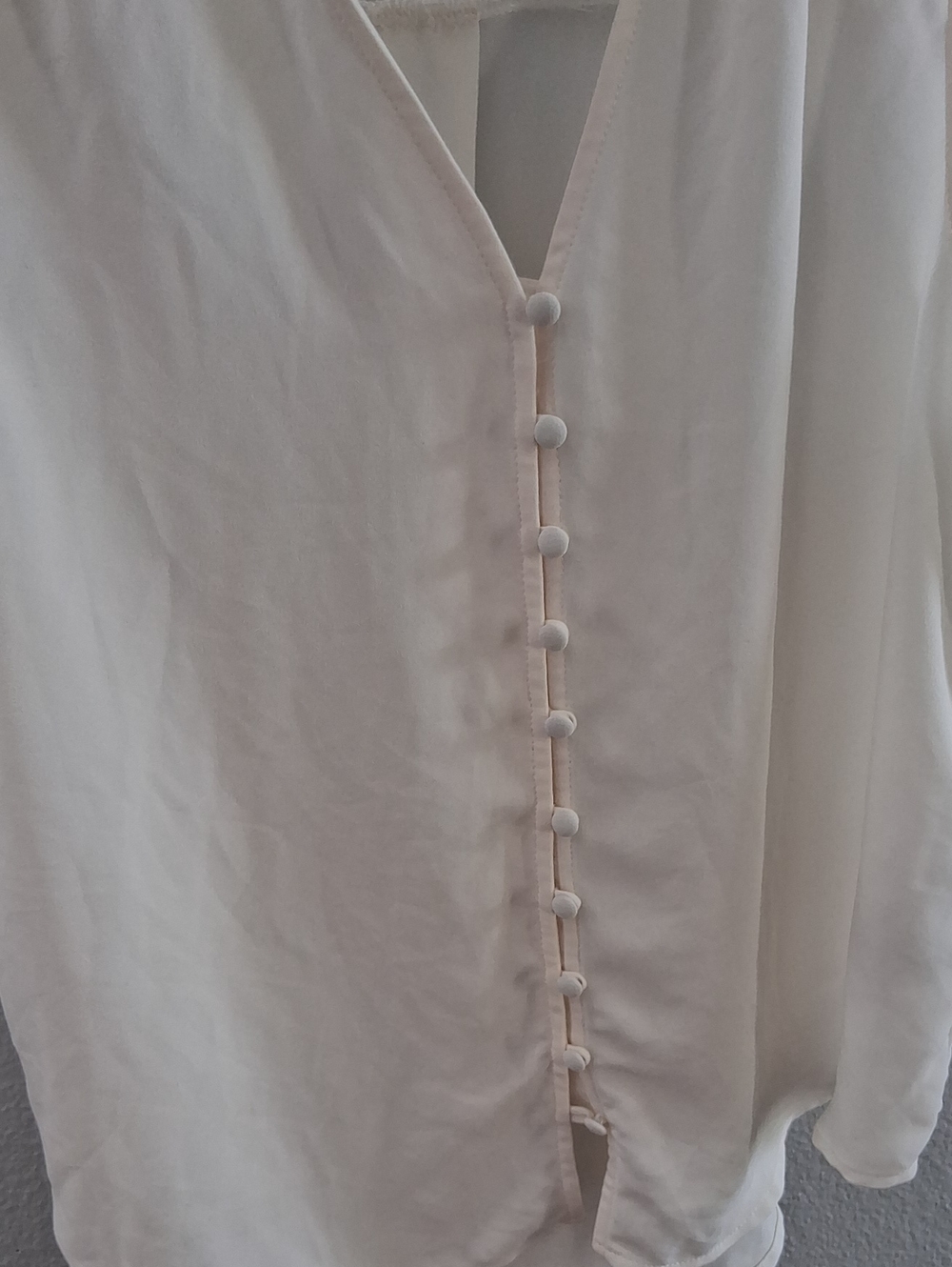 5/$13 Forever 21 button-front bouse - Picture 3 of 4